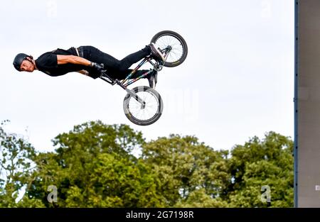 Sussex, Regno Unito. 09 luglio 2021. Azione dal GAS (Goodwood action sports) arena 2021 Goodwood Festival of Speed a Goodwood House, West Sussex il 9 luglio 2021. Foto di Phil Hutchinson. Solo per uso editoriale, è richiesta una licenza per uso commerciale. Nessun utilizzo nelle scommesse, nei giochi o nelle pubblicazioni di un singolo club/campionato/giocatore. Credit: UK Sports Pics Ltd/Alamy Live News Foto Stock