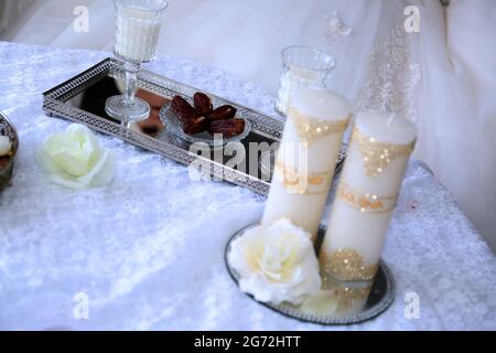 Candele di nozze marocchine. Decorazioni per matrimoni marocchine Foto Stock