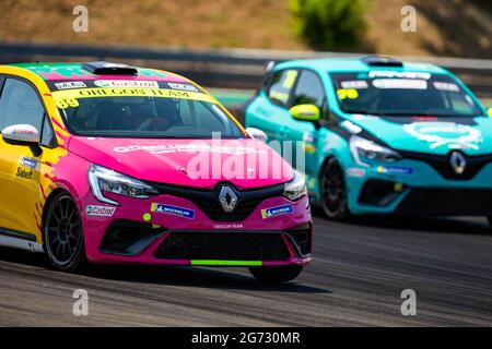 69 Stefana Quinto (ITA), TEAM OREGON, RENAULT CLIO CUP EUROPE, in azione durante il 7° round della Clio Cup Europe 2021, dal 9 al 11 luglio 2021 sull'Hungaroring, a Budapest, Ungheria - Foto Joao Filipe/DPPI Foto Stock