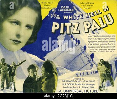 LENI RIEFENSTAHL E GUSTAV DIESSL IN DIE WEISSE HOLLE VOM PIZ PALU AKA L'INFERNO BIANCO DI PIZ PALU 1929 REGISTI DR. ARNOLD FANCK e GEORG WILHELM PABST scrittori Arnold Fanck e Ladislaus Vajda Sokal-Film GmbH / Universal Pictures Foto Stock