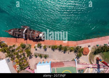 Vista aerea della nave pirata Jolly Roger Foto Stock
