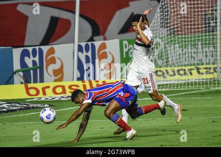 San Paolo, San Paolo, Brasile. 10 luglio 2021. (SPO) Campionato brasiliano di calcio: Sao Paulo e Bahia. 10 luglio 2021, partita di calcio tra Sao Paulo e Bahia, valida per l'11° round del Campionato di calcio brasiliano, allo stadio Cicero Pompeu de Toledo (Morumbi), a Sao Paulo, sabato 10. Credit: Ronaldo Barretto/TheNews2 Credit: Ronaldo Barretto/TheNEWS2/ZUMA Wire/Alamy Live News Foto Stock