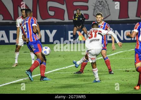 San Paolo, San Paolo, Brasile. 10 luglio 2021. (SPO) Campionato brasiliano di calcio: Sao Paulo e Bahia. 10 luglio 2021, partita di calcio tra Sao Paulo e Bahia, valida per l'11° round del Campionato di calcio brasiliano, allo stadio Cicero Pompeu de Toledo (Morumbi), a Sao Paulo, sabato 10. Credit: Ronaldo Barretto/TheNews2 Credit: Ronaldo Barretto/TheNEWS2/ZUMA Wire/Alamy Live News Foto Stock