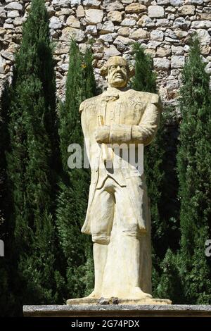 Statua, scultura o monumento a Antoine Bruni d'Entrecasteaux (1737-1793) ufficiale navale francese, esploratore e governatore coloniale in Var Provence Francia Foto Stock