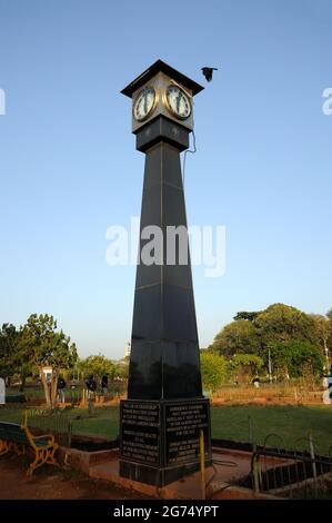 Mumbai Maharashtra India Marzo 2015 Orologio installato dal gruppo verde giardino; giardino pensile o pherozeshah Maehta giardino malbar collina Grant Road bombay Foto Stock