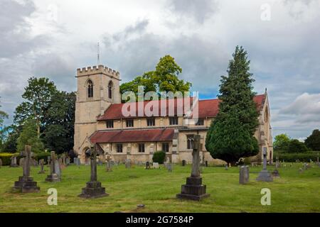 La chiesa di Sant'Andrea a Bishopsthorpe, nello Yorkshire, fu costruita tra il 1898 e il 1902. E' ora un edificio classificato di grado II. Foto Stock