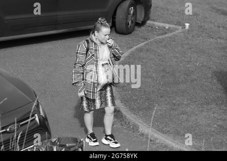 Gli equipaggi di film di ITV stanno filmando le scene della funivia sulla Great Orme Llandudno Wales per Coronation Street Foto Stock