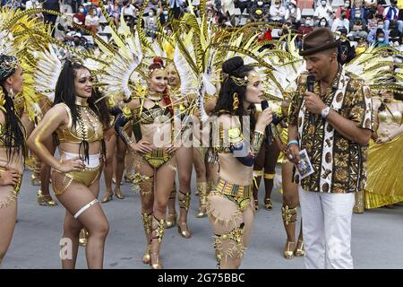 Parigi, Francia. 4 luglio 2021. Carnevale tropicale di Parigi e Ile-de-France allo Stadio Charlety il 4 luglio 2021 a Parigi, Francia. Foto Stock