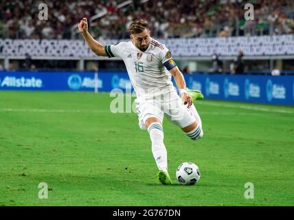 10 luglio 2021: Il centrocampista messicano Hector Herrera (16) durante una partita della CONCACAF Gold Cup tra il Messico e Trinidad & Tobago allo stadio AT&T di Arlington, Texas, Messico e Trinidad & Tobago hanno legato 0-0 Albert pena/CSM Foto Stock