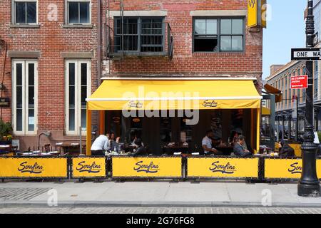 Serafina, 7 Ninth Ave, New York, foto di una catena di ristoranti italiani nel quartiere Meatpacking di Manhattan. Foto Stock