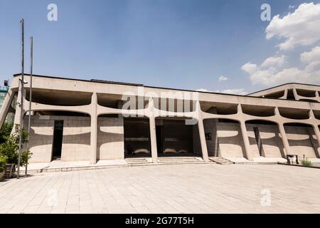 Esterno dell'edificio, Museo dei tappeti dell'Iran, varietà di tappeti persiani, Teheran, Iran, Persia, Asia occidentale, Asia Foto Stock