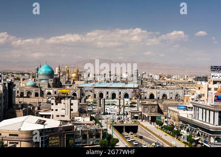 Santuario Sacro di Imam Reza, Haram e Razavi, Vista distante, Mashhad, Provincia di Razavi Khorasan, Iran, Persia, Asia occidentale, Asia Foto Stock