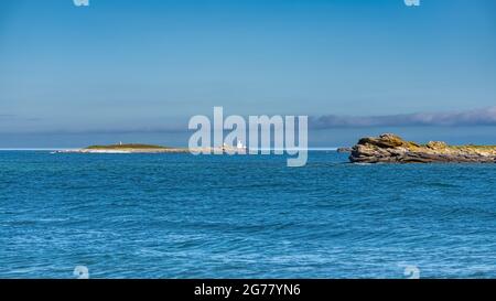 Faro di Teignouse, nell'oceano della penisola di Quiberon, Bretagna Foto Stock