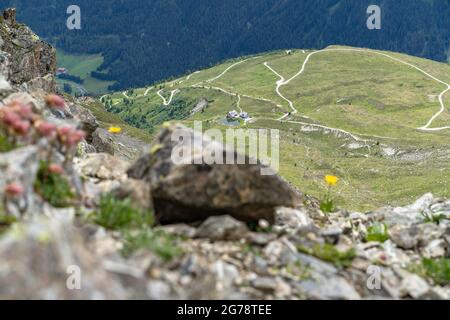 Europa, Austria, Tirolo, Verwall, Paznaun, Galtür, rifugio Friedrichshafener, vista da Georg-Prasser-Weg fino al rifugio Friedrichshafener Foto Stock