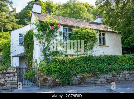 Colomba Cottage la casa di William e Wordsworth e sua sorella Dorothy a Grasmere nel Distretto Inglese del Lago Regno Unito Foto Stock