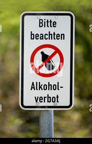 Germania, Baviera, alta Baviera, distretto di Altötting, zona esterna, segno divieto di alcol Foto Stock
