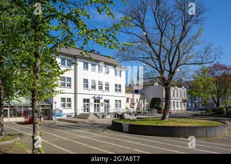 Germania, Oberhausen, Alt-Oberhausen, zona della Ruhr, basso Reno, Renania, Renania settentrionale-Vestfalia, NRW, Ebertplatz ed Ebertbad, cultura, Eventi, teatro, nelle spalle le torri della Marienkirche Foto Stock