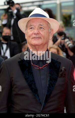 Cannes, Francia. 12 luglio 2021. 74a Cannes Film Festival 2021, Red Carpet film : 'The French Dispatch' - nella foto: Bill Murray Credit: Independent Photo Agency/Alamy Live News Foto Stock