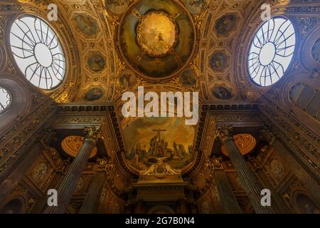 Bergamo, Italia - 10 luglio 2021: Foto al coperto del Duomo di Bergamo, una delle principali chiese della cittadella. Foto Stock