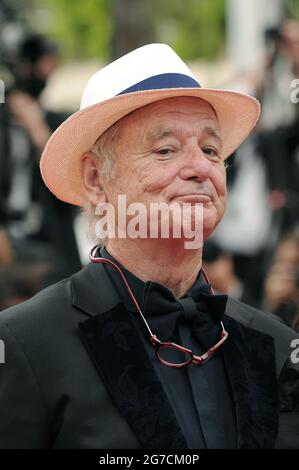 Cannes, Francia. 12 luglio 2021. Bill Murray partecipa alla proiezione del film "The French Dispatch" durante il 74a Festival annuale del cinema di Cannes al Palais des Festivals. Credit: Stefanie Rex/dpa-Zentralbild/dpa/Alamy Live News Foto Stock