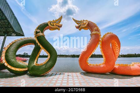 Wat Saman Rattanaram tempio dei petali di fiori a Chachoengsao, Thailandia Foto Stock