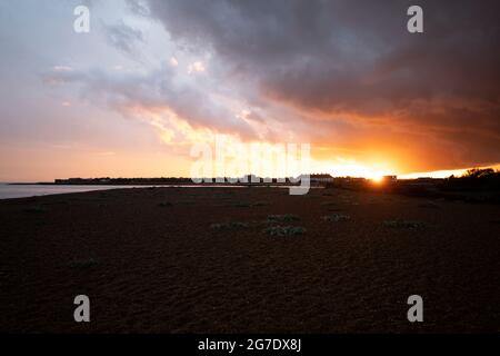 Sunset over Felixstowe Ferry Suffolk in Inghilterra Foto Stock