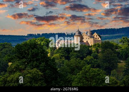 Il castello della bellezza del sonno Dornröschen Sababurg a Hofgeismar in Assia Foto Stock