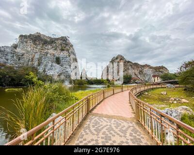 Khao Ngu Stone Park a Ratchaburi, Thailandia Foto Stock