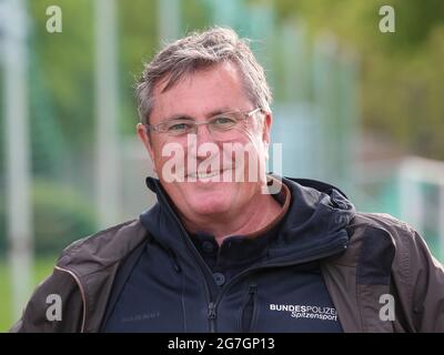 Ex discus Thrower tedesco Jürgen Schult al Schönebecker Solecup 2021 Foto Stock