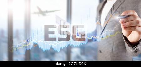 ESG concetto di governance ambientale e sociale con le imprese. Banner del sito Web. Foto Stock