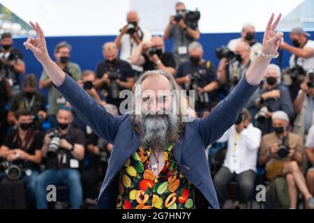 Warren Ellis partecipa al la Panthere Des Neiges Photocall nell'ambito del 74a Festival Internazionale del Cinema di Cannes, in Francia, il 14 luglio 2021. Foto di Aurore Marechal/ABACAPRESS.COM Foto Stock