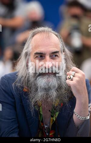 Warren Ellis partecipa al la Panthere Des Neiges Photocall nell'ambito del 74a Festival Internazionale del Cinema di Cannes, in Francia, il 14 luglio 2021. Foto di Aurore Marechal/ABACAPRESS.COM Foto Stock