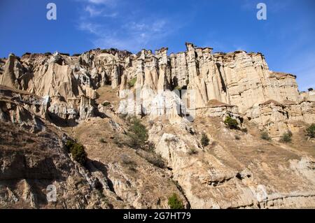 Modelli di roccia vulcanica nel distretto di Kula di Manisa, Turchia paese Foto Stock