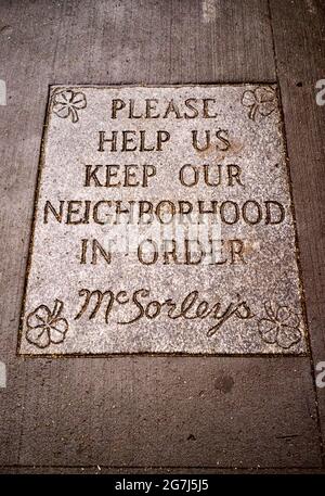 La Old Ale House di McSorley è stata fondata nel 1854 a New York, New York, Stati Uniti Foto Stock