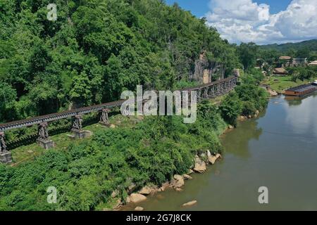 Ponte ferroviario della morte, Siam Burma Railway, a Kanchanaburi, Thailandia, sud-est asiatico Foto Stock