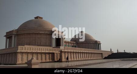 Vista del parco commemorativo di Ambedkar, Lucknow, India. Foto Stock