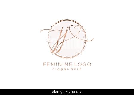 Logo JJ manoscritto con logo vettoriale a forma di cerchio di matrimonio iniziale, moda, floreale e botanico con template creativo. Illustrazione Vettoriale