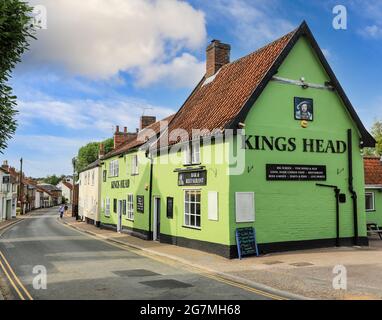 Il Kings Head pub, inn o casa pubblica, Loddon, Norfolk, Inghilterra, Regno Unito Foto Stock