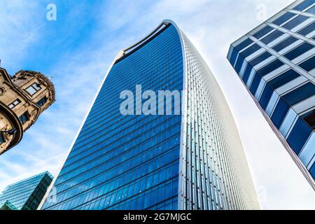 Esterno dell'edificio Walkie Talkie (20 Fenchurch Street) nella City di Londra, Regno Unito Foto Stock