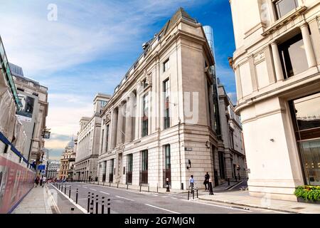 Edificio in pietra di Portland del 1910 su King William Street del 81 che ospita la ICBC (Industrial and Commercial Bank of China), Bank, Londra, Regno Unito Foto Stock