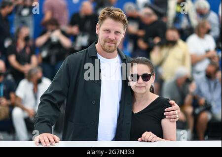 Gijs Naber e Ildiko Enyedi frequentano la storia di mia moglie Photocall come parte del 74a Festival Internazionale del Cinema di Cannes, in Francia, il 15 luglio 2021. Foto di Aurore Marechal/ABACAPRESS.COM Foto Stock