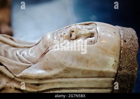 FRANCIA, SANT-DENIS 93. EFFIGIE SUBALBENTE DI JEANNE DI FRANCIA ( 1311-1349 ), RAGAZZA DI LUIGI X E REGINA DI NAVARRA. LA BASILICA DI SAINT DENIS È UN LAR Foto Stock