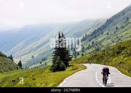 Immagine scattata durante la fase 18 della 108a edizione della corsa ciclistica Tour de France, da Pau a Luz Ardiden (129,7 km) in Francia, Thur Foto Stock