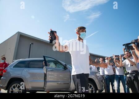 Torino, Italia. 14 luglio 2021. Mattia Perin di Juventus FC arriva a J-Medical a Torino per i visiti medici prima della stagione 2021-202 (Foto di Alberto Gandolfo/Pacific Press/Sipa USA) Credit: Sipa USA/Alamy Live News Foto Stock