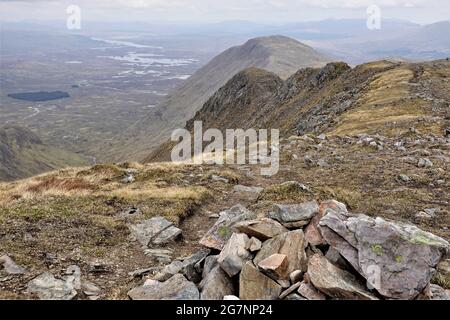 Stob un Odhair choire visto da Stob Ghaber due montagne Munro in Scottish Highlands Foto Stock