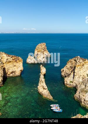 Vista panoramica, Ponta da Piedade vicino Lagos in Algarve, Portogallo Foto Stock