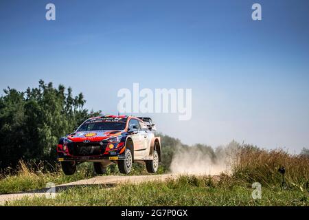 11 Neuville Thierry (bel), Wydaeghe Martijn (bel), Hyundai Shell Mobis World Rally Team, Hyundai i20 Coupe WRC, azione durante il Rally Estonia, 7° appuntamento del Campionato FIA WRC 2021 dal 15 al 18 luglio a Tartu, Contea di Tartu in Estonia - Foto Nikos Katikis / DPPI Foto Stock