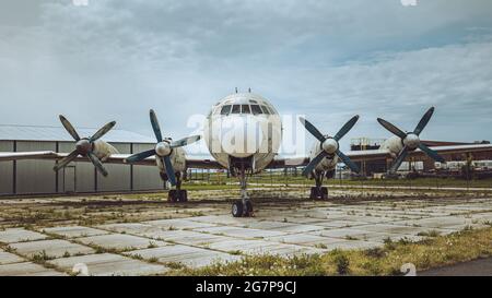 Colpo orizzontale di velivolo ad elica Foto Stock