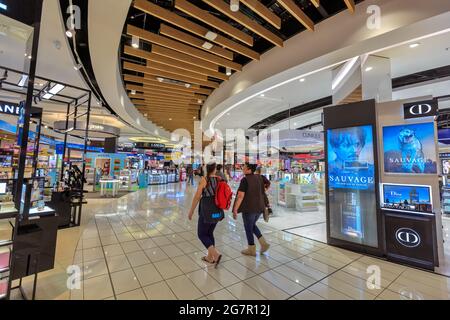 Il centro commerciale duty free all'Aeroporto Internazionale di Auckland, Auckland, Nuova Zelanda Foto Stock