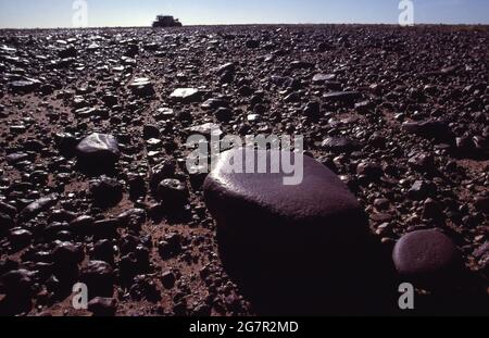 IL DESERTO DI GIBBER (COOBER PEDY A ANNA CREEK ROAD) AUSTRALIA DEL SUD. Foto Stock